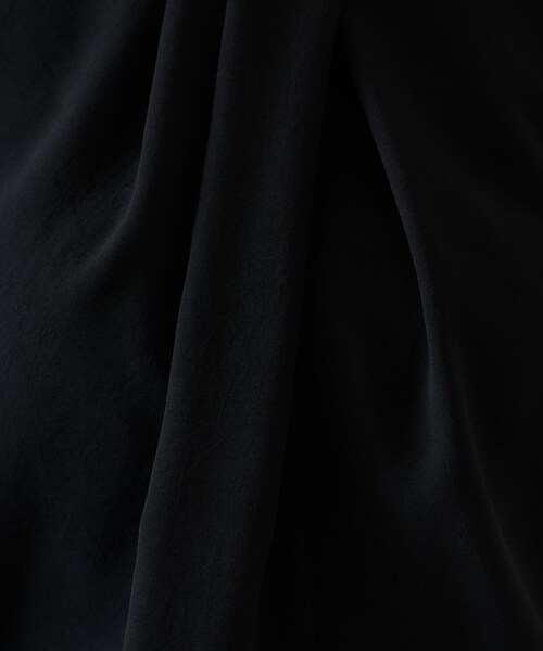 UNTITLED（アンタイトル）の「【セットアップ可/接触冷感/イージーケア】リラクミスト　2WAYブラウス（シャツ/ブラウス・レディース・ベージュ/ネイビー/ブラック/オフホワイト/チャコールグレー・00/01/02/03/04/44/46/48/50）」の14枚目の写真