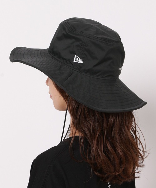 NEW ERA(ニューエラ)の「【HEREIAM】NEWERA別注/AdventureHAT WIRE in 2.0(ハット・レディース・ベージュ/ブラック・MEDIUM)」の6枚目の写真