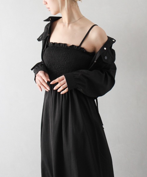 SpRay（スプレイ）の「シャーリングジャケットｘキャミワンピース（ワンピース・レディース・ブラック/アイボリー/ベージュ・FREE）」の2枚目の写真