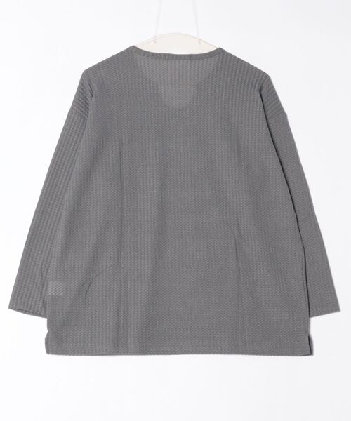 CERCA(チェルカ)の「【NOWLE】ワッフル デザイン ミニ Uネック 無地 ロンT(Tシャツ/カットソー・メンズ・グレー/ホワイト/ブラック・LARGE/MEDIUM/X-LARGE)」の4枚目の写真