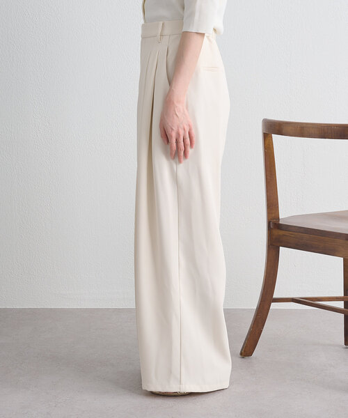 Omekashi（オメカシ）の「タックワイドスラックス（スラックス・レディース・オフホワイト/グレー/ブラック/チャコールグレー・38/36/PS）」の8枚目の写真