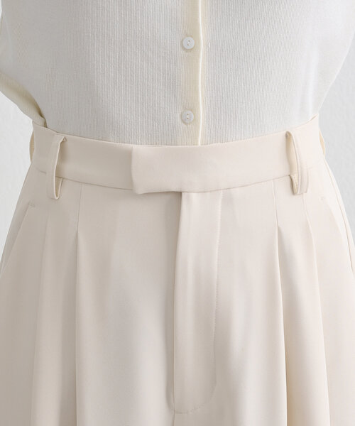 Omekashi（オメカシ）の「タックワイドスラックス（スラックス・レディース・オフホワイト/グレー/ブラック/チャコールグレー・38/36/PS）」の14枚目の写真