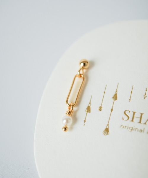 tone(トーン)の「【SHAHA】《SHAHA》スタイリッシュな金具とあこや真珠のサージカルステンレスピアス/シンプル/上品/パール/アコヤ/pearl(MA)(ピアス(両耳用)・レディース・その他1/その他2・FREE)」の6枚目の写真