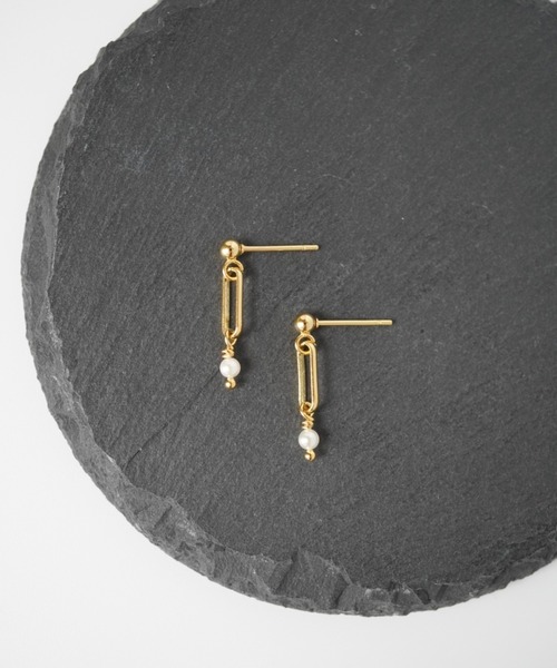 tone(トーン)の「【SHAHA】《SHAHA》スタイリッシュな金具とあこや真珠のサージカルステンレスピアス/シンプル/上品/パール/アコヤ/pearl(MA)(ピアス(両耳用)・レディース・その他1/その他2・FREE)」の10枚目の写真