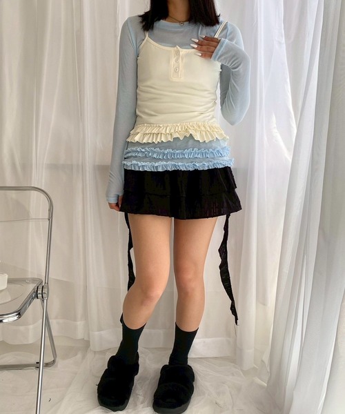 merrylatte(メリーラテ)の「【2点セット】フリルレイヤードトップス(その他トップス・レディース・グレー/ライトブルー・MEDIUM/FREE)」の4枚目の写真