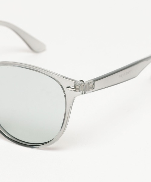 Andemiu（アンデミュウ）の「ボストンUVサングラス323778（サングラス・レディース・ベージュ/グレー/ブラウン/ブラック・FREE）」の11枚目の写真