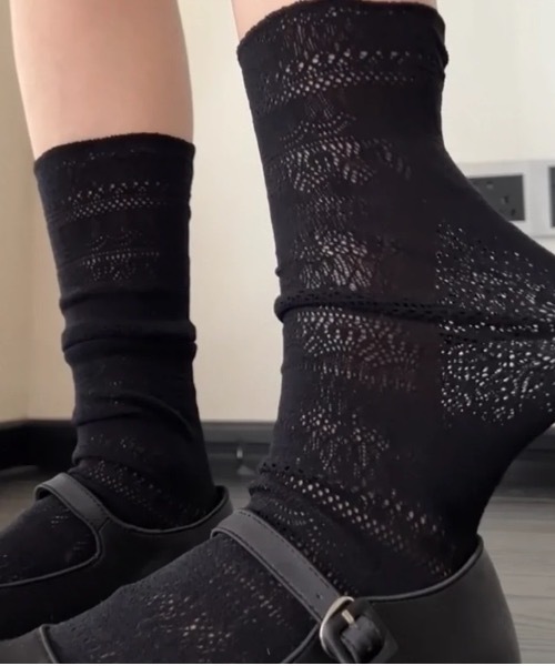 SHEPP（シープ）の「【1P】ロングレースソックス（ソックス/靴下・レディース・ホワイト/アイボリー/ブラック・F）」の6枚目の写真