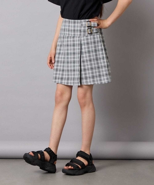 a.v.v（アーヴェヴェ）の「【接触冷感/ジメジメ対策】[140-150]サイドベルトキュロット（その他パンツ・キッズ・ブルー/ライラック/ブラック・150/140）」の22枚目の写真