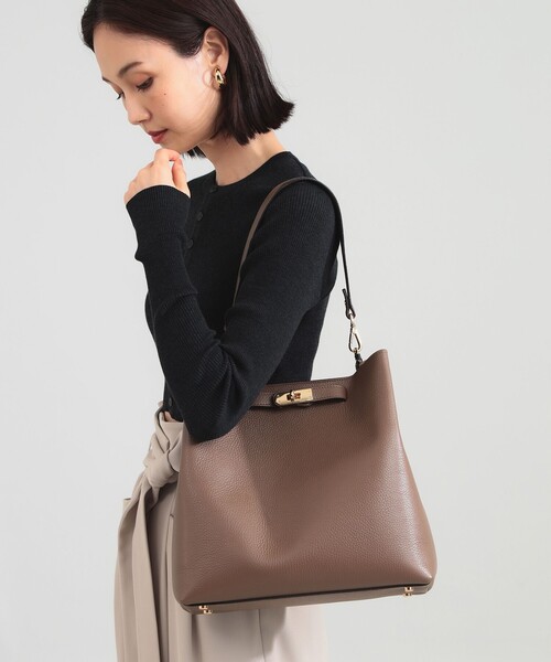 GIANNI NOTARO（ジャンニノターロ）の「【別注】GIANNI NOTARO / 1ハンドル バケツ トートバッグ（トートバッグ・レディース・ライトブラウン/ブラック・ONE SIZE）」の2枚目の写真