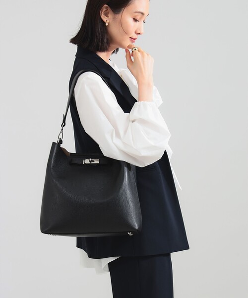 GIANNI NOTARO（ジャンニノターロ）の「【別注】GIANNI NOTARO / 1ハンドル バケツ トートバッグ（トートバッグ・レディース・ライトブラウン/ブラック・ONE SIZE）」の3枚目の写真