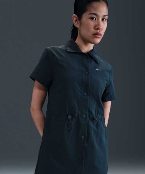 NIKE スポーツウェア 半袖 ネイビー ボタン ポリエステル ロゴ