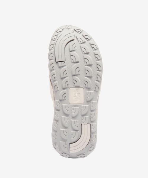THE NORTH FACE(ザノースフェイス)の「THE NORTH FACE Explore Camp Slide(サンダル・メンズ・ブラック・27/26)」の7枚目の写真