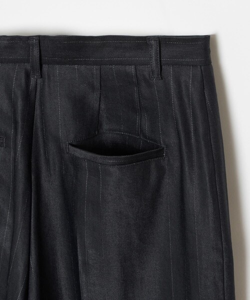 allureville(アルアバイル)の「NALYAストレッチパンツ(その他パンツ・レディース・ホワイト/ネイビー・1/2)」の7枚目の写真