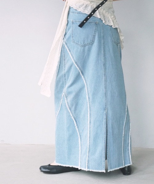 O'fmus(オフムス)の「【O'fmus】カーブラインデニムスカート ofmw25s035(スカート・レディース・ブルー・M/S)」の5枚目の写真