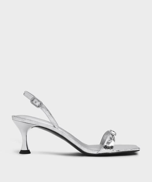 CHARLES & KEITH(チャールズ & キース)の「バックル スリングバックキトゥンヒール(サンダル・レディース・シルバー/ライトアッシュグレー/ブラック系その他7・22cm/22.5cm/23cm/23.5cm/24.5cm/25cm/25.5cm/26.5cm)」の1枚目の写真