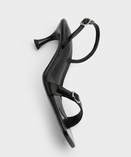 CHARLES & KEITH(チャールズ & キース)の「バックル スリングバックキトゥンヒール(サンダル・レディース・シルバー/ライトアッシュグレー/ブラック系その他7・22cm/22.5cm/23cm/23.5cm/24.5cm/25cm/25.5cm/26.5cm)」の7枚目の写真