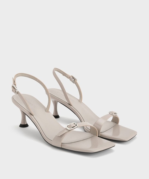 CHARLES & KEITH(チャールズ & キース)の「バックル スリングバックキトゥンヒール(サンダル・レディース・シルバー/ライトアッシュグレー/ブラック系その他7・22cm/22.5cm/23cm/23.5cm/24.5cm/25cm/25.5cm/26.5cm)」の9枚目の写真
