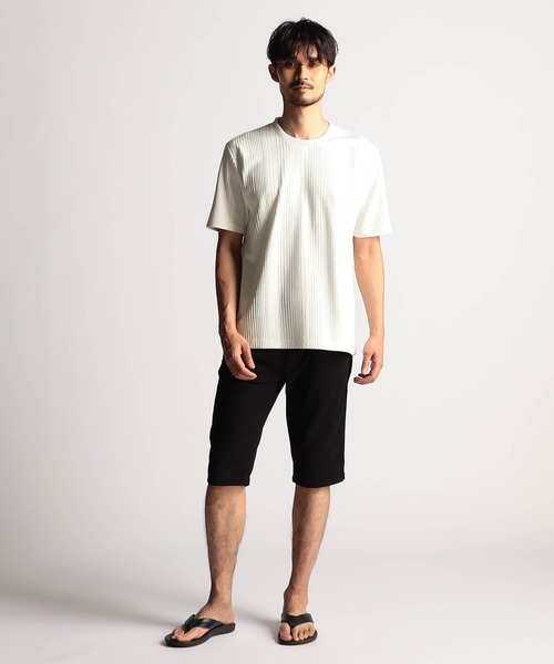 NICOLE CLUB FOR MEN（ニコルクラブフォーメン）の「【２５モデルEC限定再販売】ブリスターチェッククルーネック半袖プルオーバー（Tシャツ/カットソー・メンズ・ホワイト系1/ホワイト系2/ホワイト系3/ブラック系・MEDIUM/LARGE/X-LARGE）」の5枚目の写真