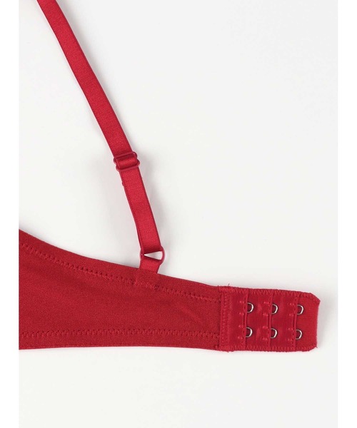 AMPHI(アンフィ)の「「HOUGA×AMPHI」 ブラジャー 脇スッキリ(ブラジャー・レディース・レッド/ブラック・B65/B70/B75/C65/C70/C75/D65/D70/D75/E65/E70/E75)」の4枚目の写真