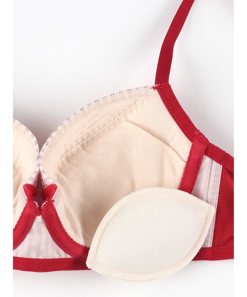 AMPHI(アンフィ)の「「HOUGA×AMPHI」 ブラジャー 脇スッキリ(ブラジャー・レディース・レッド/ブラック・B65/B70/B75/C65/C70/C75/D65/D70/D75/E65/E70/E75)」の5枚目の写真