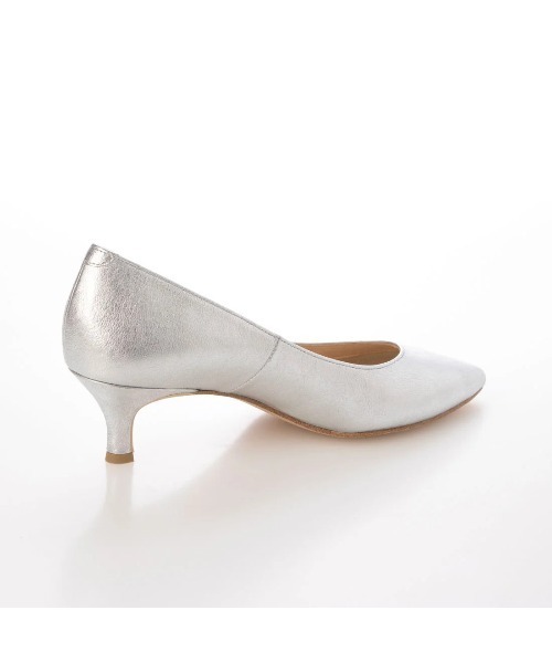 carino（カリーノ）の「ポインテッドトゥプレーンパンプス（パンプス・レディース・ブラック/シルバー・24cm/23.5cm/23cm/24.5cm/22.5cm）」の3枚目の写真