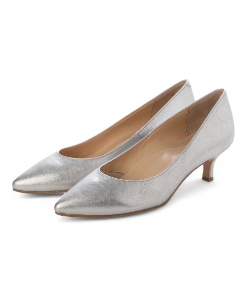 carino（カリーノ）の「ポインテッドトゥプレーンパンプス（パンプス・レディース・ブラック/シルバー・24cm/23.5cm/23cm/24.5cm/22.5cm）」の17枚目の写真