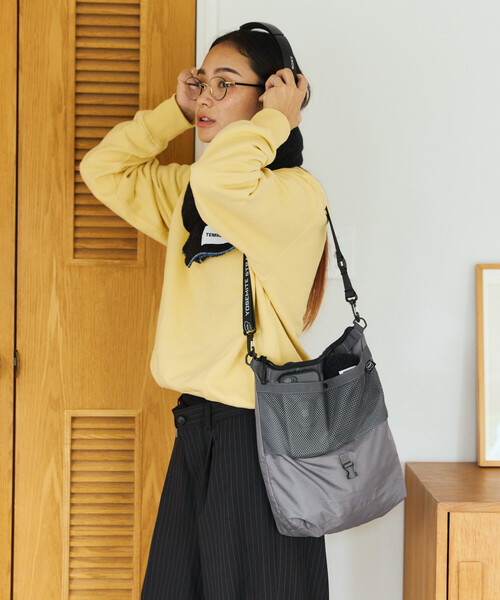 FREAK'S STORE(フリークスストア)の「YOSEMITE STRAP/ヨセミテストラップ EXPANDER SHOULDER BAG(ショルダーバッグ・メンズ・チャコールグレー/ブラック/オリーブ・ONE SIZE)」の15枚目の写真