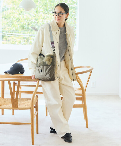 FREAK'S STORE（フリークスストア）の「YOSEMITE STRAP/ヨセミテストラップ EXPANDER SHOULDER BAG（ショルダーバッグ・メンズ・チャコールグレー/ブラック/オリーブ・ONE SIZE）」の8枚目の写真