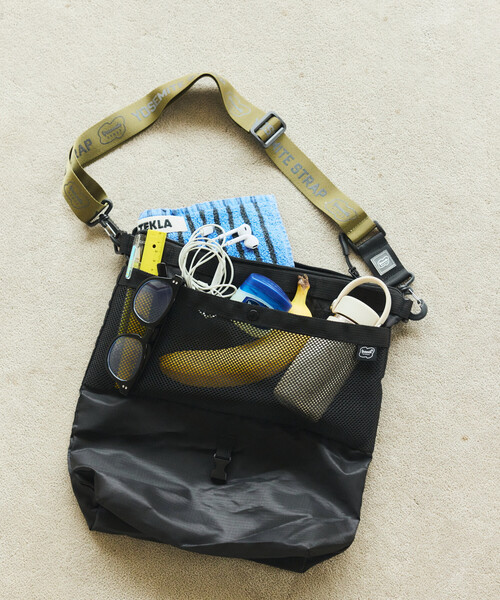 FREAK'S STORE（フリークスストア）の「YOSEMITE STRAP/ヨセミテストラップ EXPANDER SHOULDER BAG（ショルダーバッグ・メンズ・チャコールグレー/ブラック/オリーブ・ONE SIZE）」の21枚目の写真