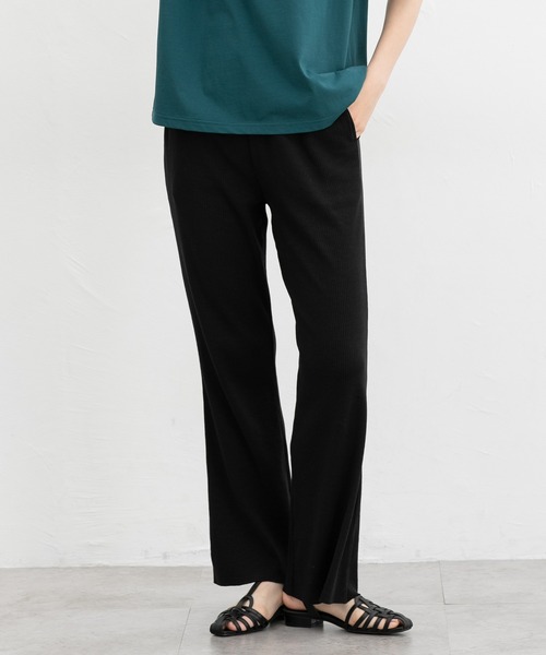 Honeys(ハニーズ)の「【セルフカット】セルフカットフレアパンツ(その他パンツ・レディース・ブラウン/チャコール/ブラック/ダークグリーン・L/LL/M/S)」の1枚目の写真