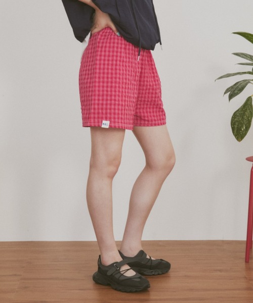 MERLOT(メルロー)の「オリジナルロゴギンガムチェックショートパンツ(その他パンツ・レディース・レッド/ブラック/ピンク・FREE)」の22枚目の写真
