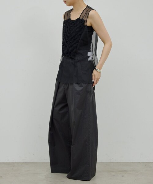 セール】【HERITANOVUM】ラッフルボザムスリーブレスブラウス