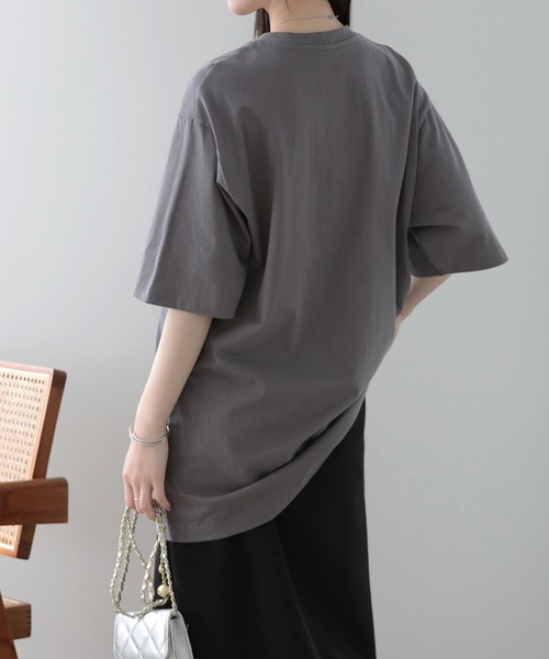 SUNFLOWER EIGHT(サンフラワーエイト)の「ルーズフィットポケットTシャツ(Tシャツ/カットソー・レディース・チャコール/グレー/ブラック/ホワイト・S/L/M)」の7枚目の写真