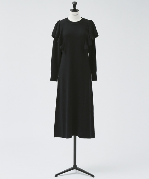 DESIGNWORKS(デザインワークス)の「ラッフルニットワンピース(ワンピース・レディース・ホワイト/ブラック・38)」の17枚目の写真