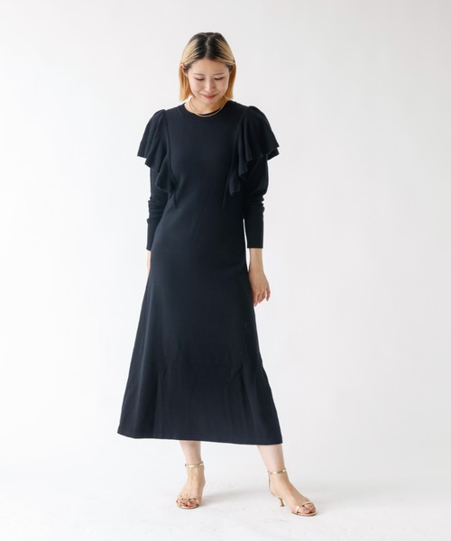 DESIGNWORKS(デザインワークス)の「ラッフルニットワンピース(ワンピース・レディース・ホワイト/ブラック・38)」の12枚目の写真