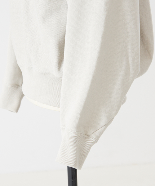 DESIGNWORKS（デザインワークス）の「裏毛ショート丈プルオーバー（Tシャツ/カットソー・レディース・グレイッシュベージュ/オレンジ・38）」の11枚目の写真