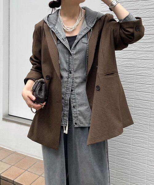 DouDou(ドゥドゥ)の「シアーデニムフーディーシャツ(シャツ/ブラウス・レディース・ブラック/ブルー・FREE)」の2枚目の写真