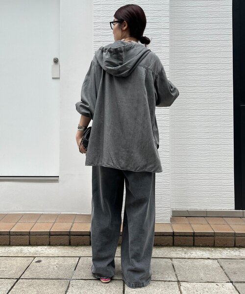 DouDou(ドゥドゥ)の「シアーデニムフーディーシャツ(シャツ/ブラウス・レディース・ブラック/ブルー・FREE)」の6枚目の写真