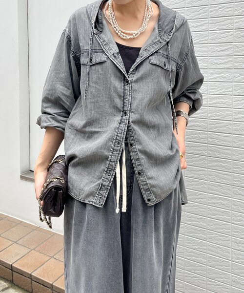 DouDou(ドゥドゥ)の「シアーデニムフーディーシャツ(シャツ/ブラウス・レディース・ブラック/ブルー・FREE)」の12枚目の写真