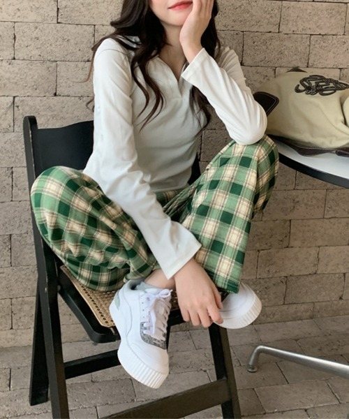 SEU(エスイーユー)の「レディース チェック柄ツイルストレートワイドパンツ 裏ボア起毛パンツ オフィスカジュアル きれいめカジュアル 韓国(その他パンツ・レディース・ブラック/ホワイト/ブラウン/ベージュ/チャコール/グリーン・フリー)」の9枚目の写真