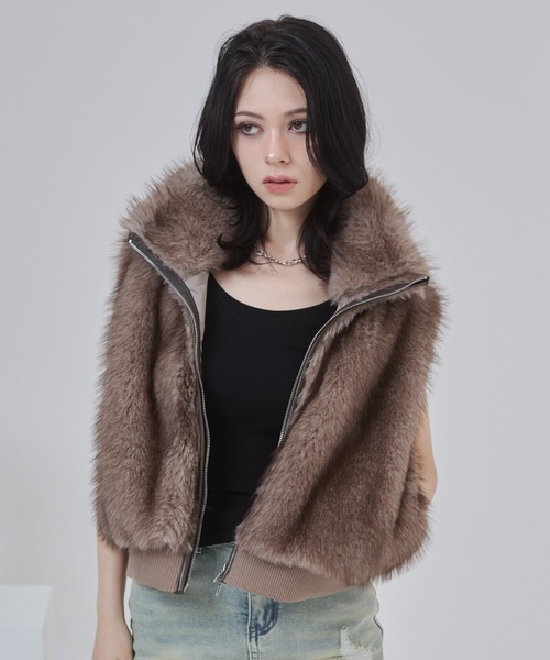 ENVYM(アンビー)の「ショート丈ダブルジップファーベスト(ベスト・レディース・グレー/ベージュ・FREE)」の3枚目の写真