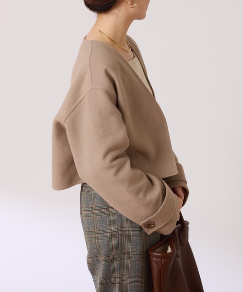 COLLAGE GALLARDAGALANTE（コラージュガリャルダガランテ）の「リバーレイヤードコート/ロングベスト/ノーカラージャケット/2点セットアイテム（その他アウター・レディース・チャコールグレー/ベージュ・FREE）」の14枚目の写真