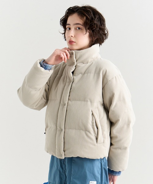 NANGA（ナンガ）の「CORDUROY SHORT DOWN JACKET W/コーデュロイショートダウンジャケット (ウィメンズ)（ダウンジャケット/コート・レディース・ブラック/アイボリー/キャメル/カーキ・L/S/M）」の2枚目の写真