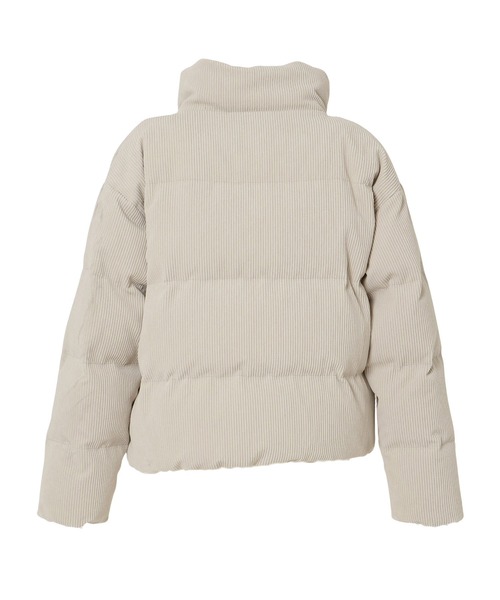 NANGA（ナンガ）の「CORDUROY SHORT DOWN JACKET W/コーデュロイショートダウンジャケット (ウィメンズ)（ダウンジャケット/コート・レディース・ブラック/アイボリー/キャメル/カーキ・L/S/M）」の16枚目の写真