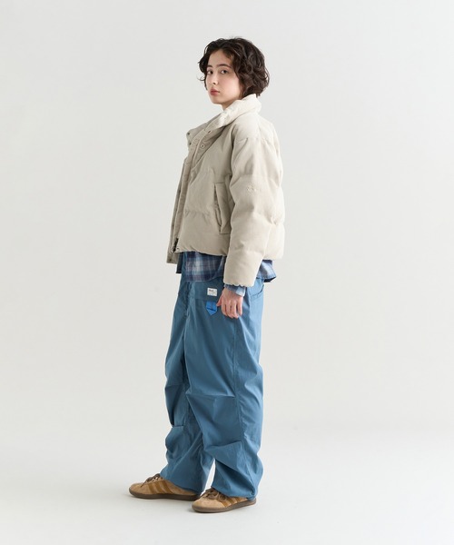 NANGA（ナンガ）の「CORDUROY SHORT DOWN JACKET W/コーデュロイショートダウンジャケット (ウィメンズ)（ダウンジャケット/コート・レディース・ブラック/アイボリー/キャメル/カーキ・L/S/M）」の10枚目の写真