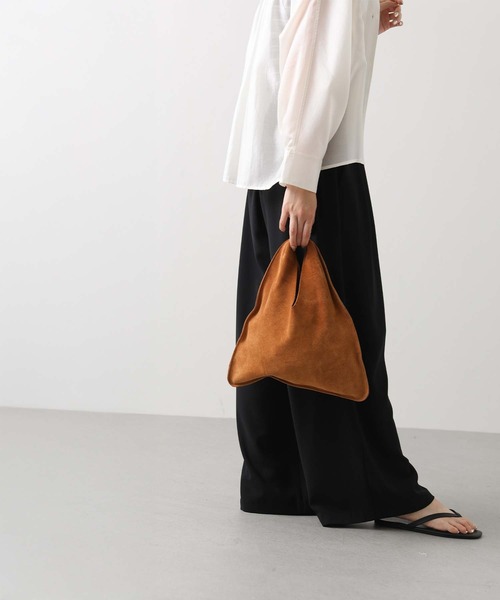 AULENTTI（オウレンティ）の「スエードスモールトート（トートバッグ・レディース・キャメル・FREE）」の4枚目の写真