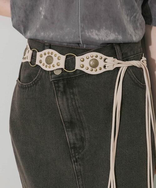 SMELLY(スメリー)の「ウエスタンコンチョベルト(ベルト・レディース・アイボリー・-)」の8枚目の写真