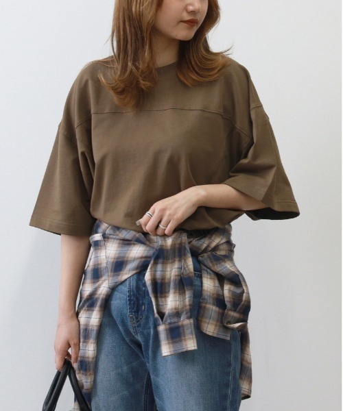 Right-on(ライトオン)の「HONEYSUCKLE ROSE(ハニーサックルローズ)【レディース】【見た目は秋、機能は夏】「インレイ」ショートTシャツ(接触冷感/UVカット)(Tシャツ/カットソー・レディース・オフホワイト/ブラウン/ブラック・S/L/M)」の2枚目の写真