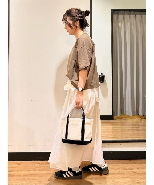 Right-on(ライトオン)の「HONEYSUCKLE ROSE(ハニーサックルローズ)【レディース】【見た目は秋、機能は夏】「インレイ」ショートTシャツ(接触冷感/UVカット)(Tシャツ/カットソー・レディース・オフホワイト/ブラウン/ブラック・S/L/M)」の15枚目の写真