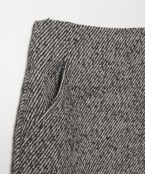 EMMEL REFINES＞EM ツィードライク ボンディング ミニスカート